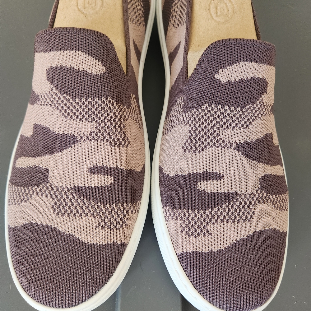 Rothy's Women's Slip-On Knit Loafers in Mauve and Plum Camo